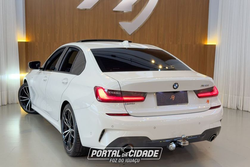 BMW 320iA