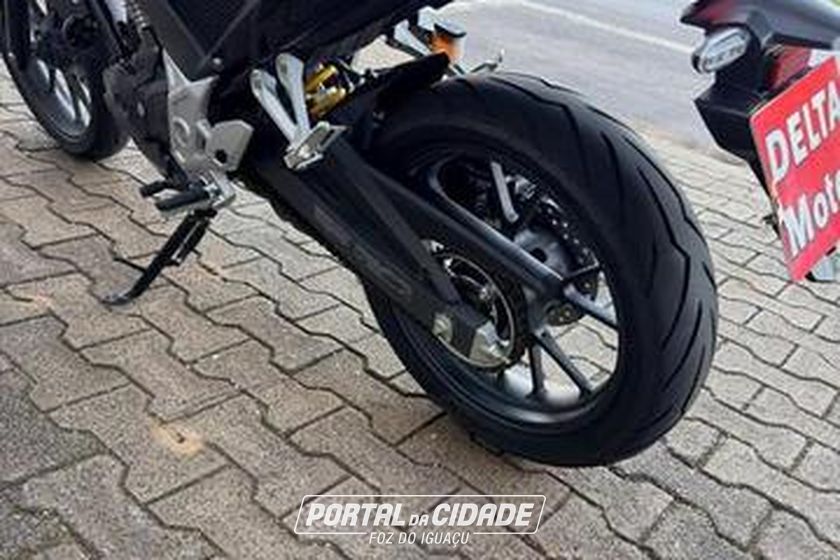 HONDA CB