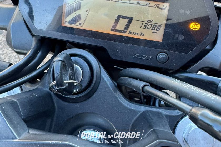 YAMAHA FZ25
