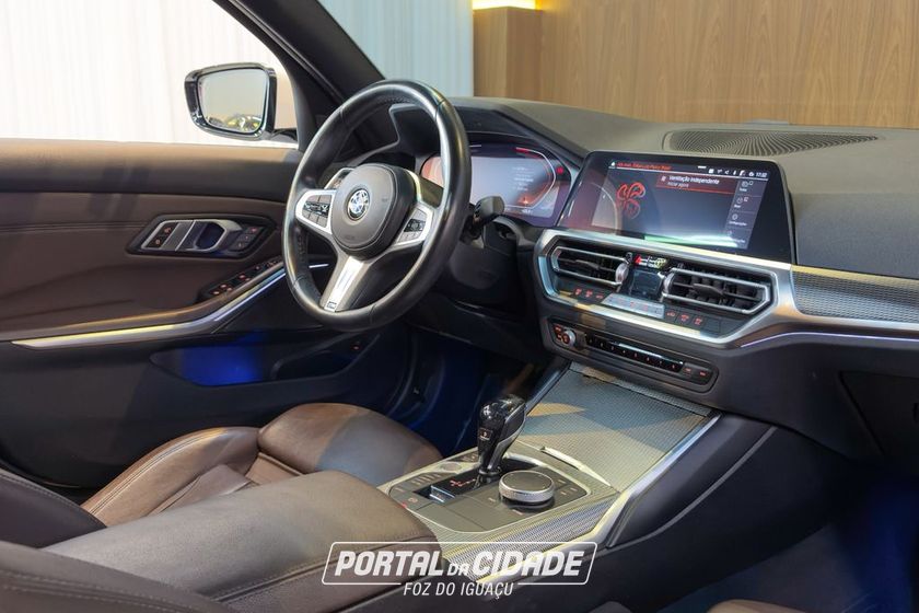 BMW 320iA