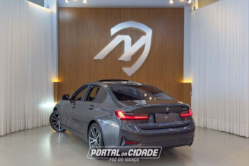 BMW 320iA