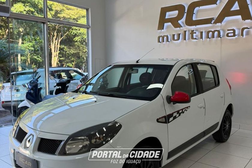 Renault SANDERO