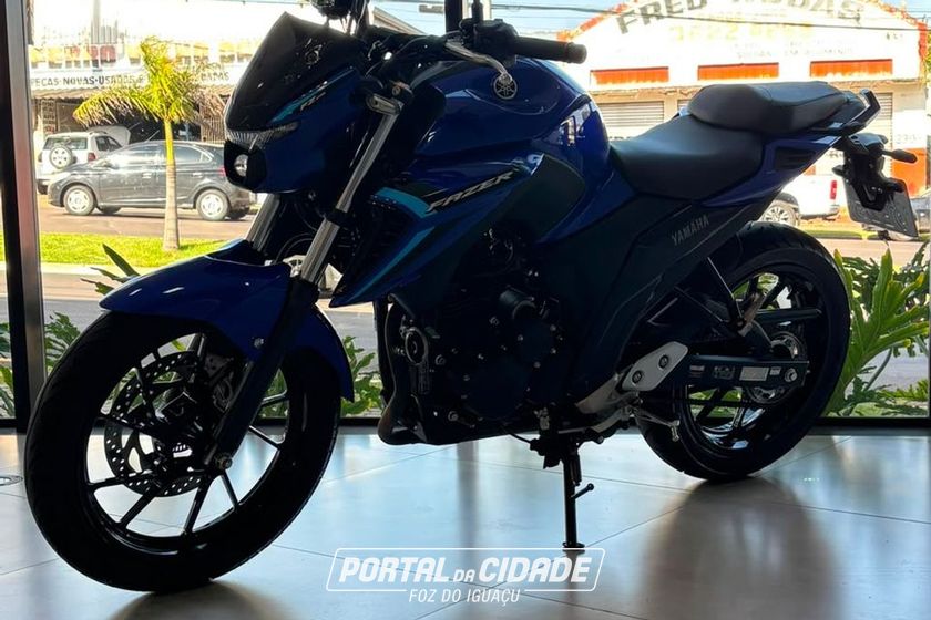 YAMAHA FZ25