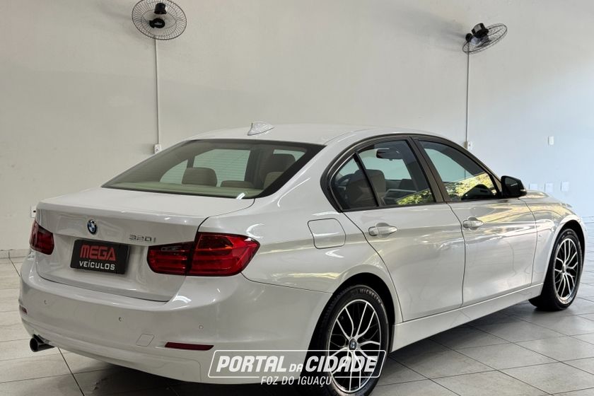 BMW 320iA