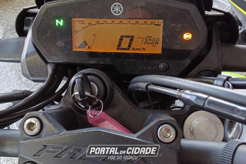 YAMAHA FZ25