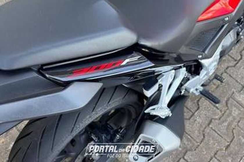 HONDA CB