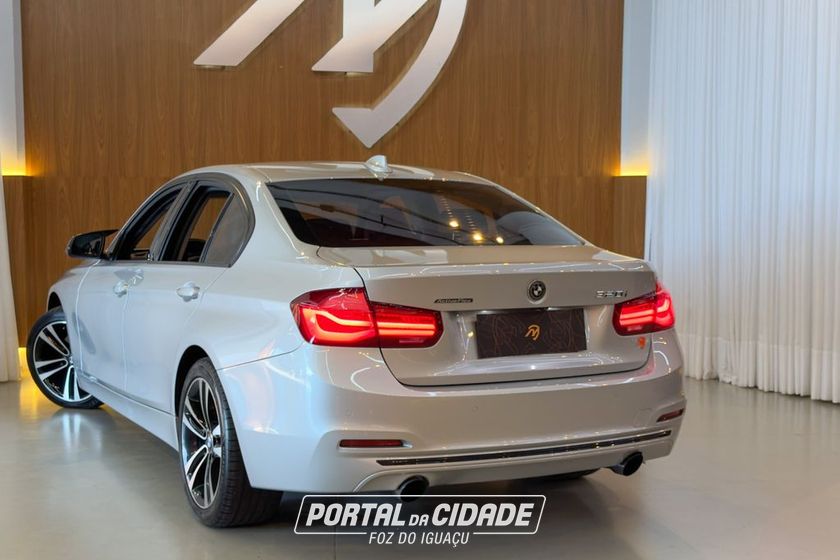 BMW 320iA