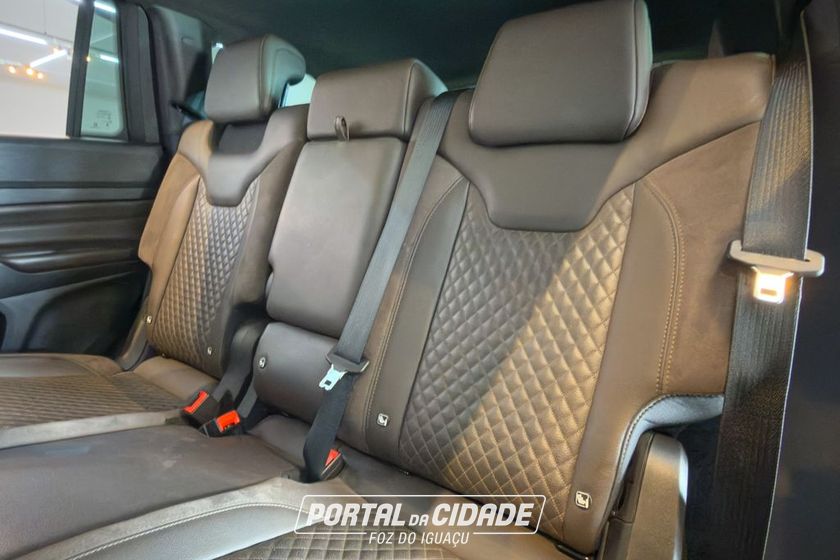 Jeep Commander
