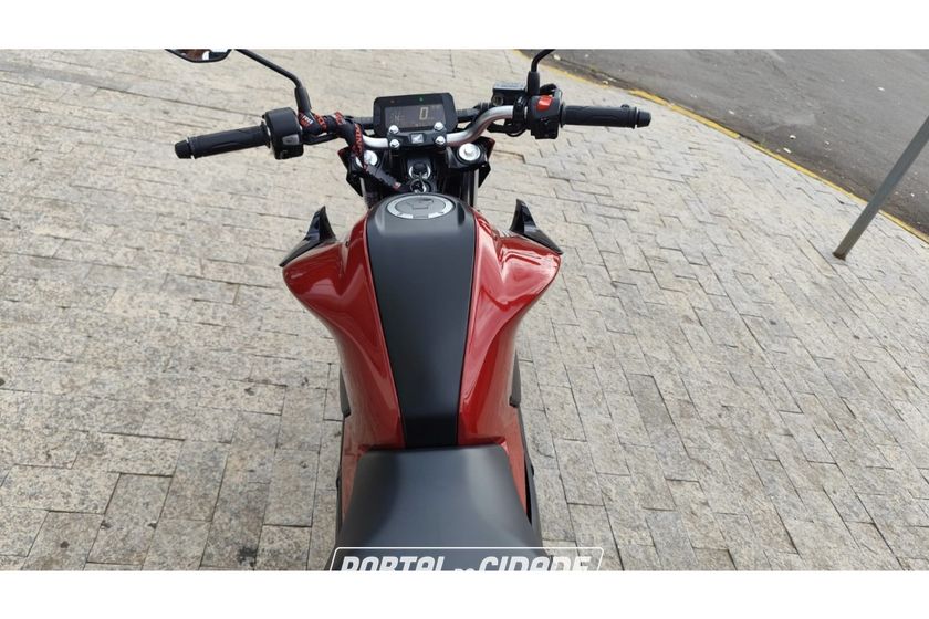 HONDA CB