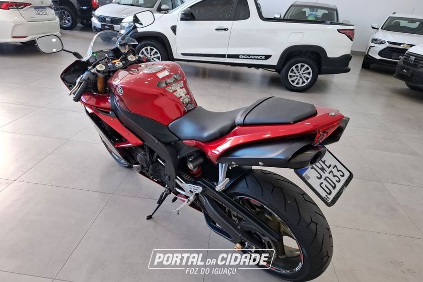 YAMAHA YZF