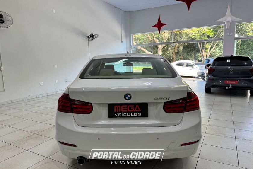 BMW 320iA