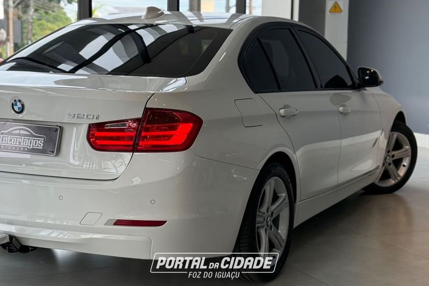 BMW 320iA