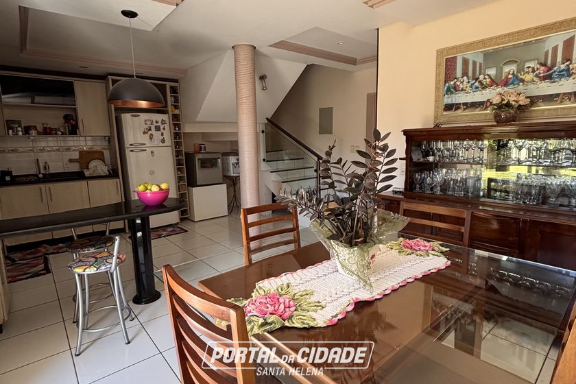 Sobrado &agrave; venda - 205m&sup2; - Cidade Alta 