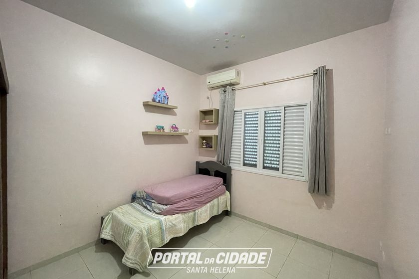 Casa &agrave; venda - 180m&sup2; - Centro