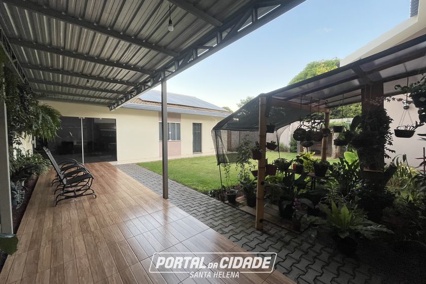 Casa &agrave; venda - 180m&sup2; - Centro