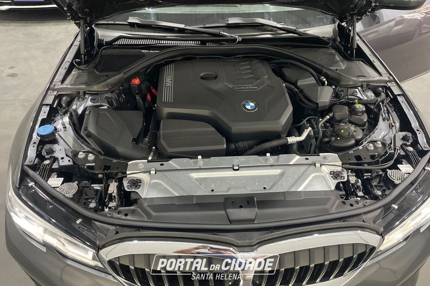 BMW 320iA