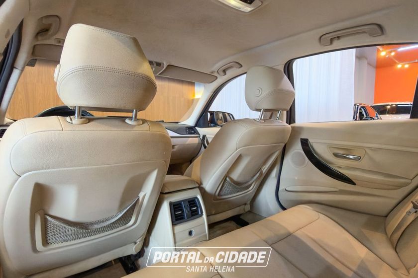 BMW 320iA