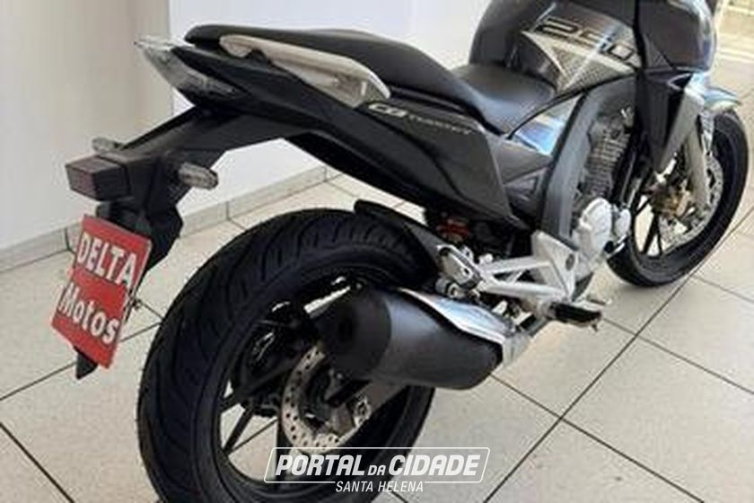 HONDA CB