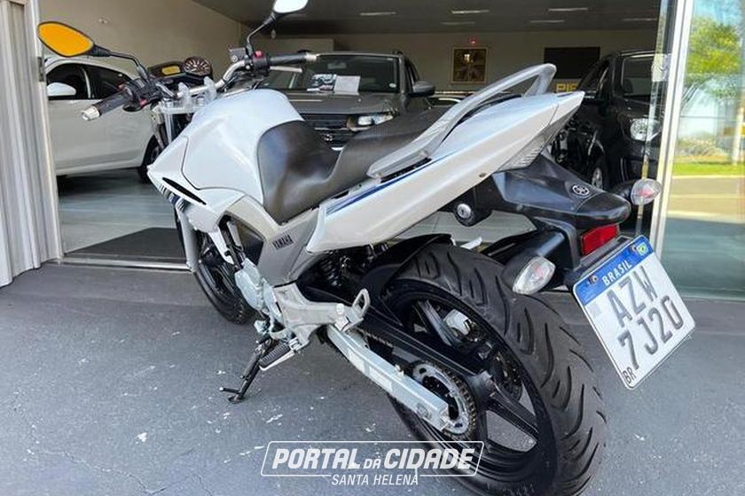 YAMAHA YS