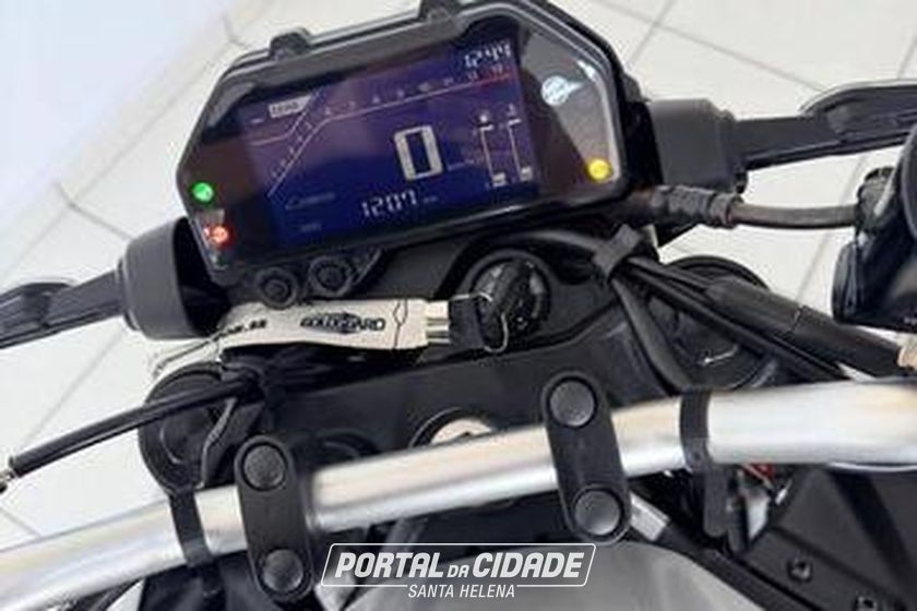 YAMAHA MT-03