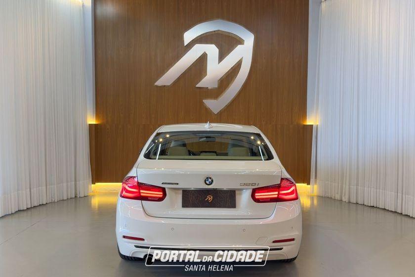 BMW 320iA