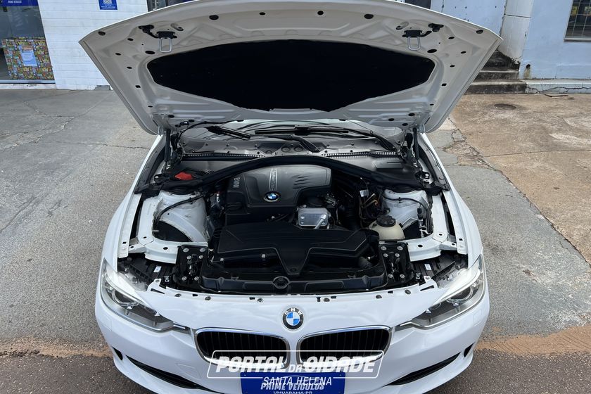 BMW 320iA