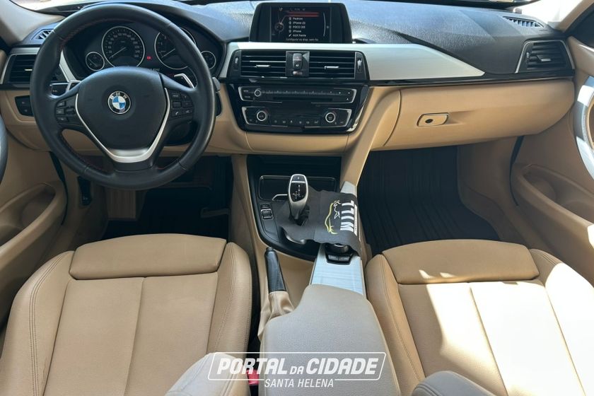 BMW 320iA