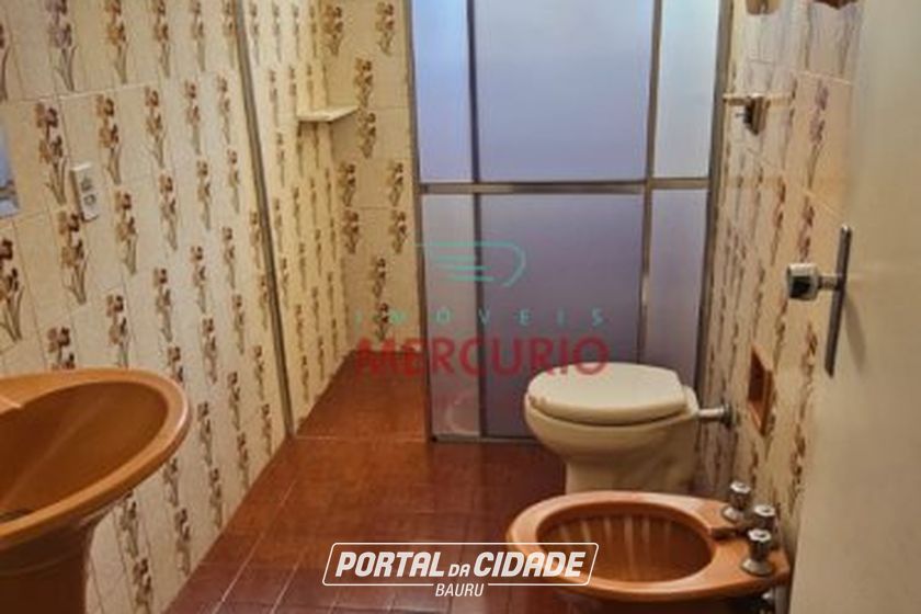Casa &agrave; venda - 247m&sup2; - Vila Aeroporto Bauru