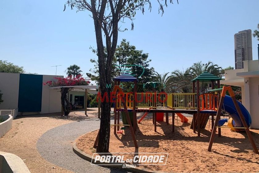 Casa &agrave; venda - 350m&sup2; - Vila Avia&ccedil;&atilde;o