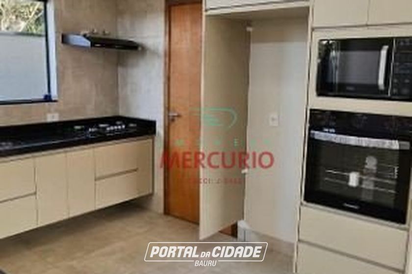 Casa &agrave; venda - 222m&sup2; - Morada Do Sol