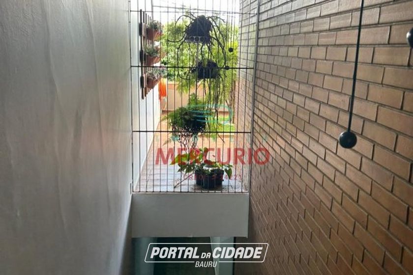 Casa &agrave; venda - 325m&sup2; - Vila Santa Tereza