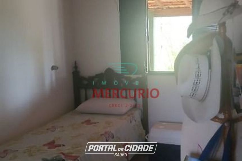 S&iacute;tio &agrave; venda - 180m&sup2; - Centro