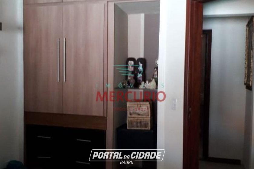 Casa &agrave; venda - 170m&sup2; - Vila Universit&aacute;ria