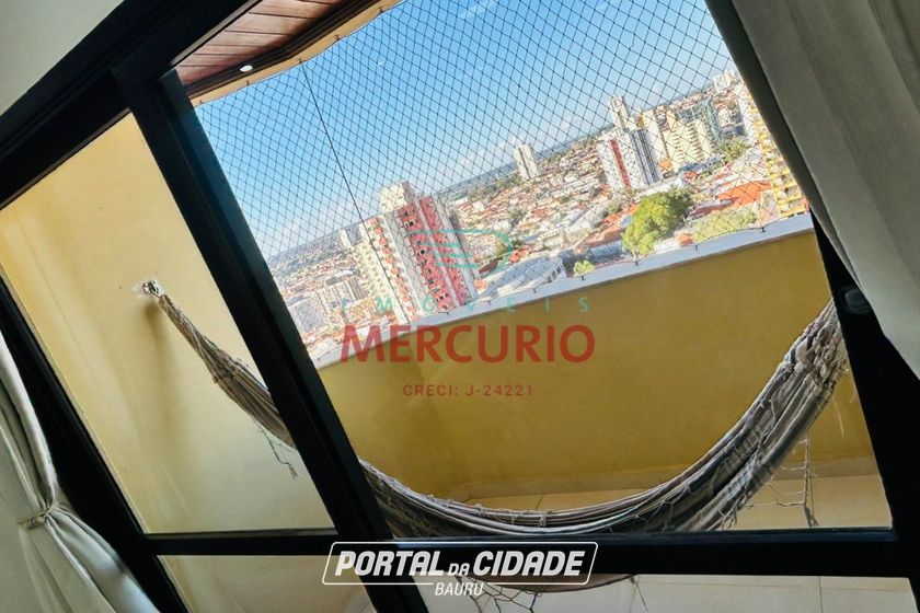 Apartamento &agrave; venda - 93m&sup2; - Centro