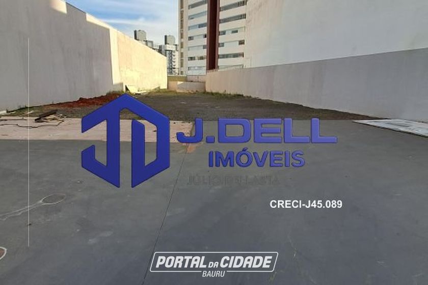 Terreno &agrave; venda - 700m&sup2; - Aviacao