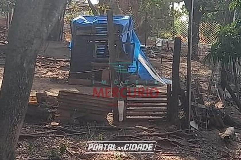 Ch&aacute;cara &agrave; venda - 100m&sup2; - &Aacute;rea Rural de Agudos