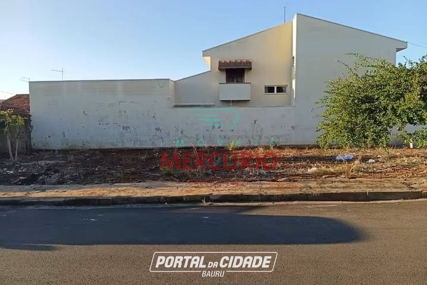 Terreno &agrave; venda - 328m&sup2; - Jardim Maria Luiza II