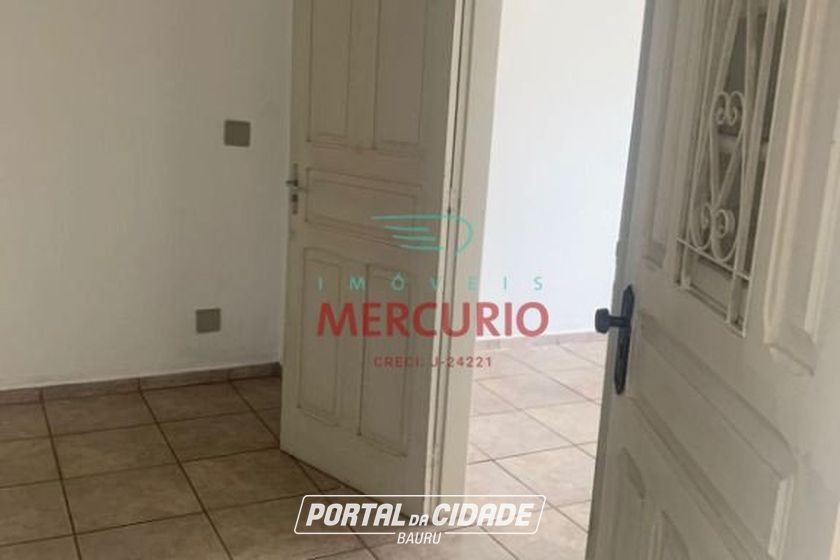 Casa para alugar - 200m&sup2; - Centro