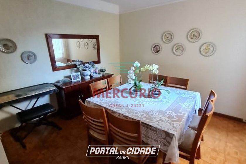Casa &agrave; venda - 210m&sup2; - Vila Nova Cidade Universit&aacute;ria