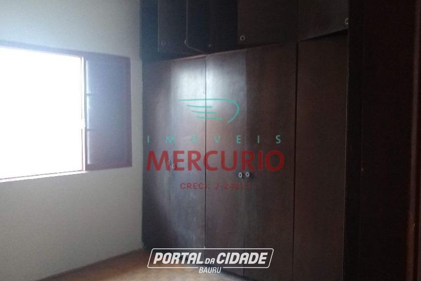 Casa &agrave; venda - 242m&sup2; - Vila Cardia