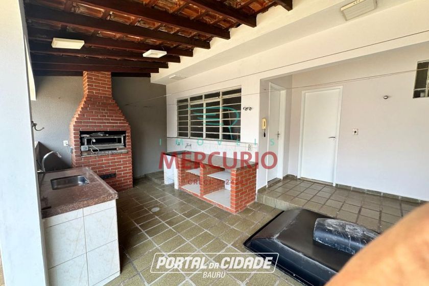 Casa &agrave; venda - 2m&sup2; - Vila Falc&atilde;o
