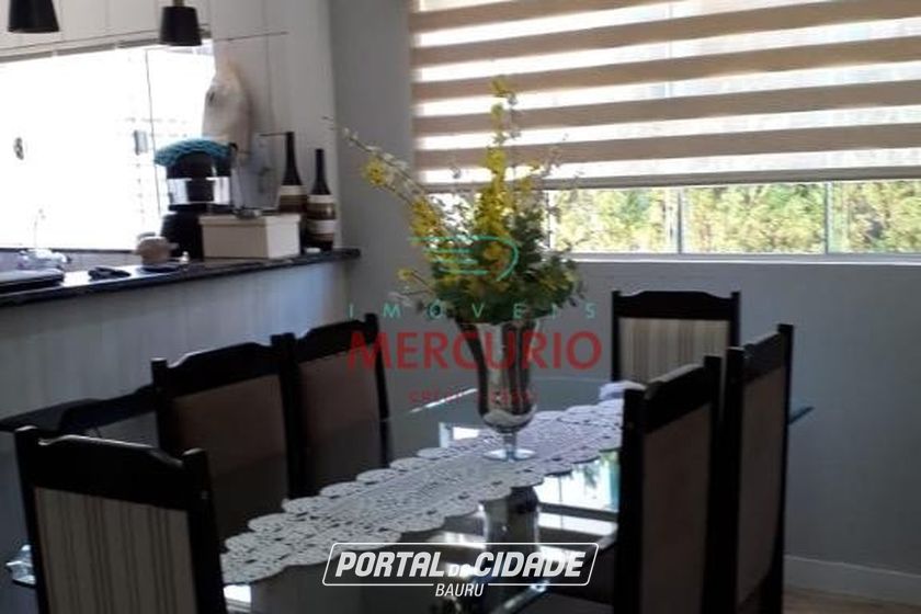 Casa &agrave; venda - 140m&sup2; - Jardim Silvestri