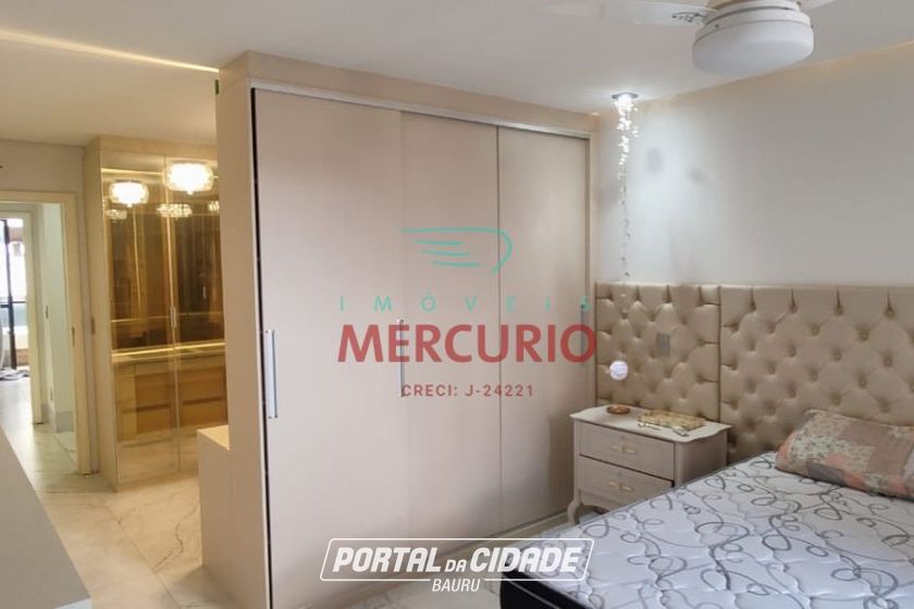 Apartamento &agrave; venda - 220m&sup2; - Centro