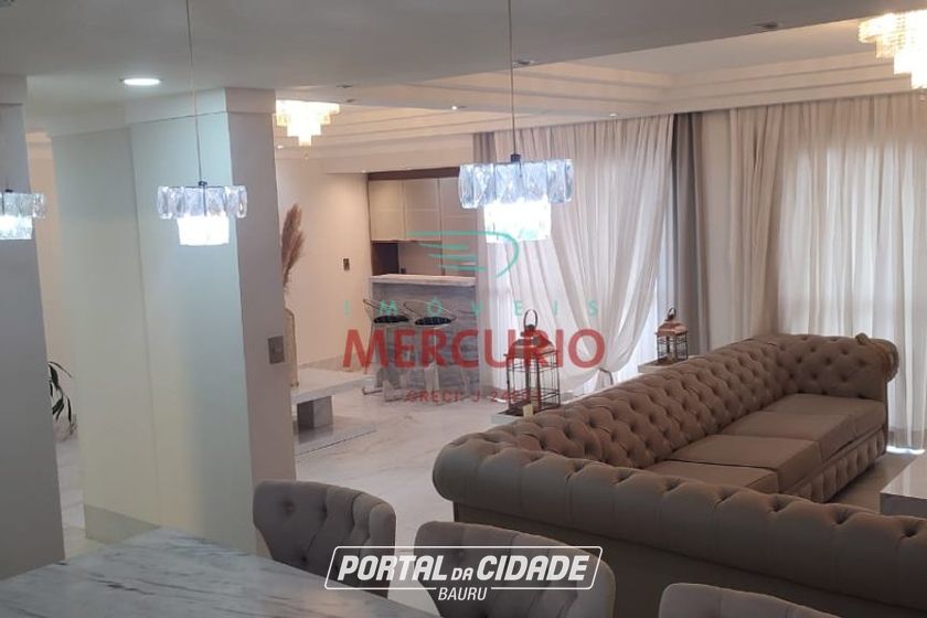 Apartamento &agrave; venda - 220m&sup2; - Centro