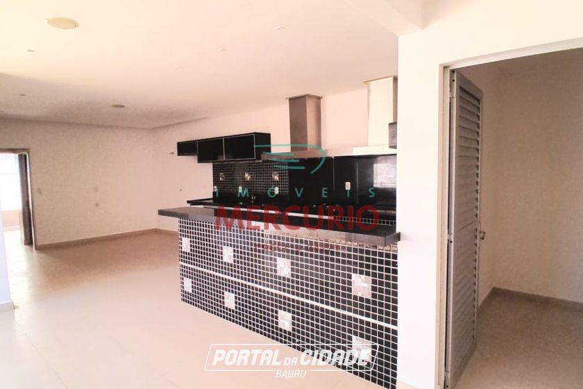 Casa &agrave; venda - 258m&sup2; - Centro
