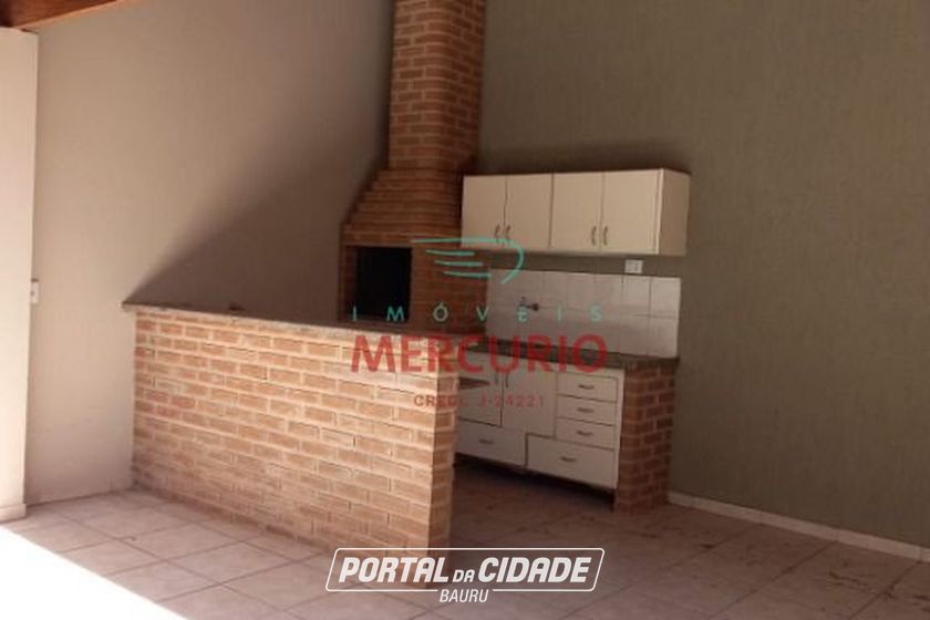 Casa &agrave; venda - 180m&sup2; - Vila Altin&oacute;polis