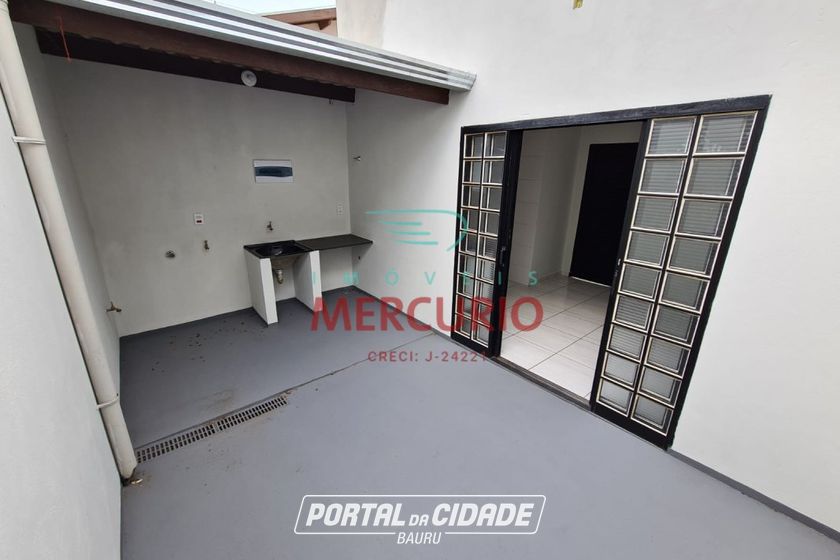 Casa &agrave; venda - 220m&sup2; - Vila S&atilde;o Jo&atilde;o da Boa Vista