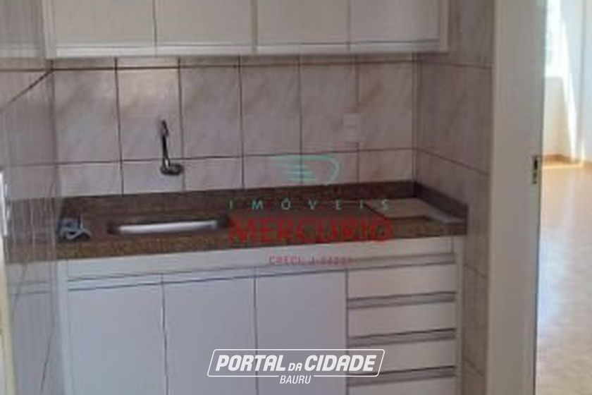 Apartamento &agrave; venda - 93m&sup2; - Centro