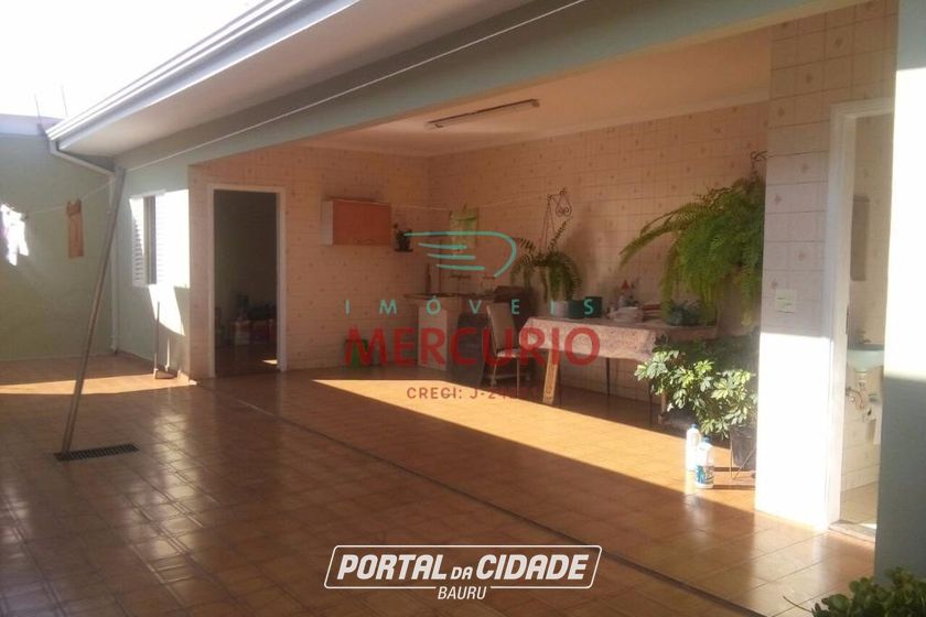 Casa &agrave; venda - 235m&sup2; - Centro