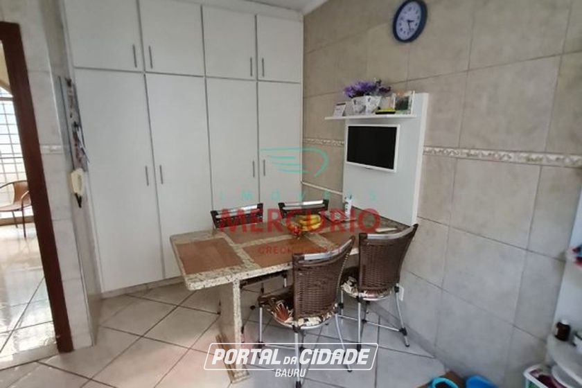 Casa &agrave; venda - 210m&sup2; - Vila Nova Cidade Universit&aacute;ria